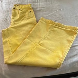 Peace, love, world regular wide leg jeans. Size 0. Yellow.